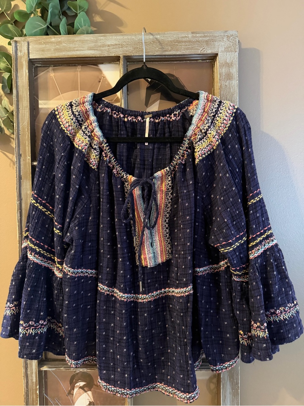 Free People Embroidered Gauze Peasant Top Navy Boho Bell Sleeve Size S - NWOT